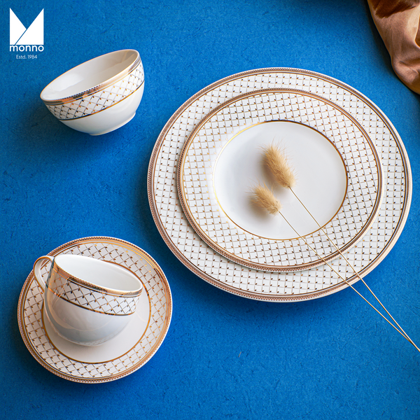 Classic Gold Interlaced Dinner Set