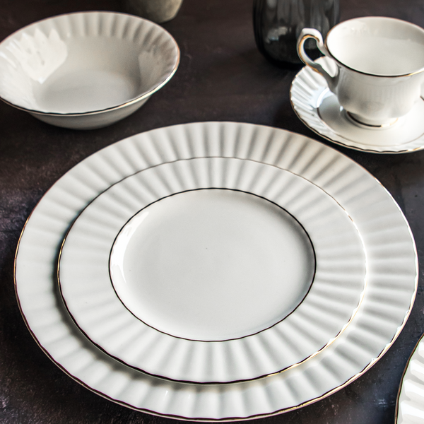 Reverie Oro Dinner Set
