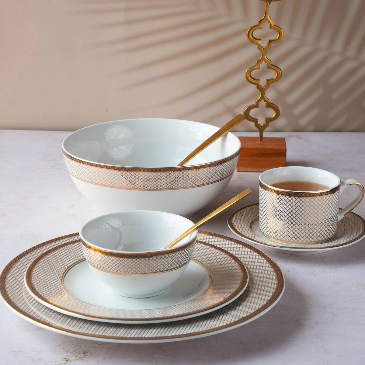 Gold Lattice Dinner Set
