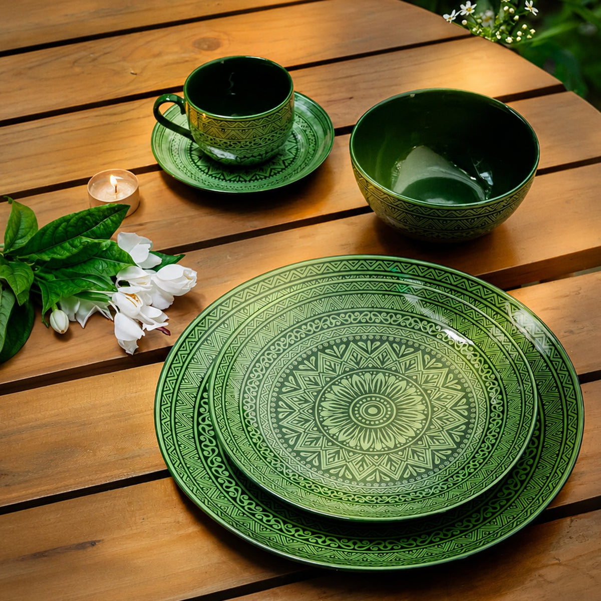 Emerald Majesty Dinner Set