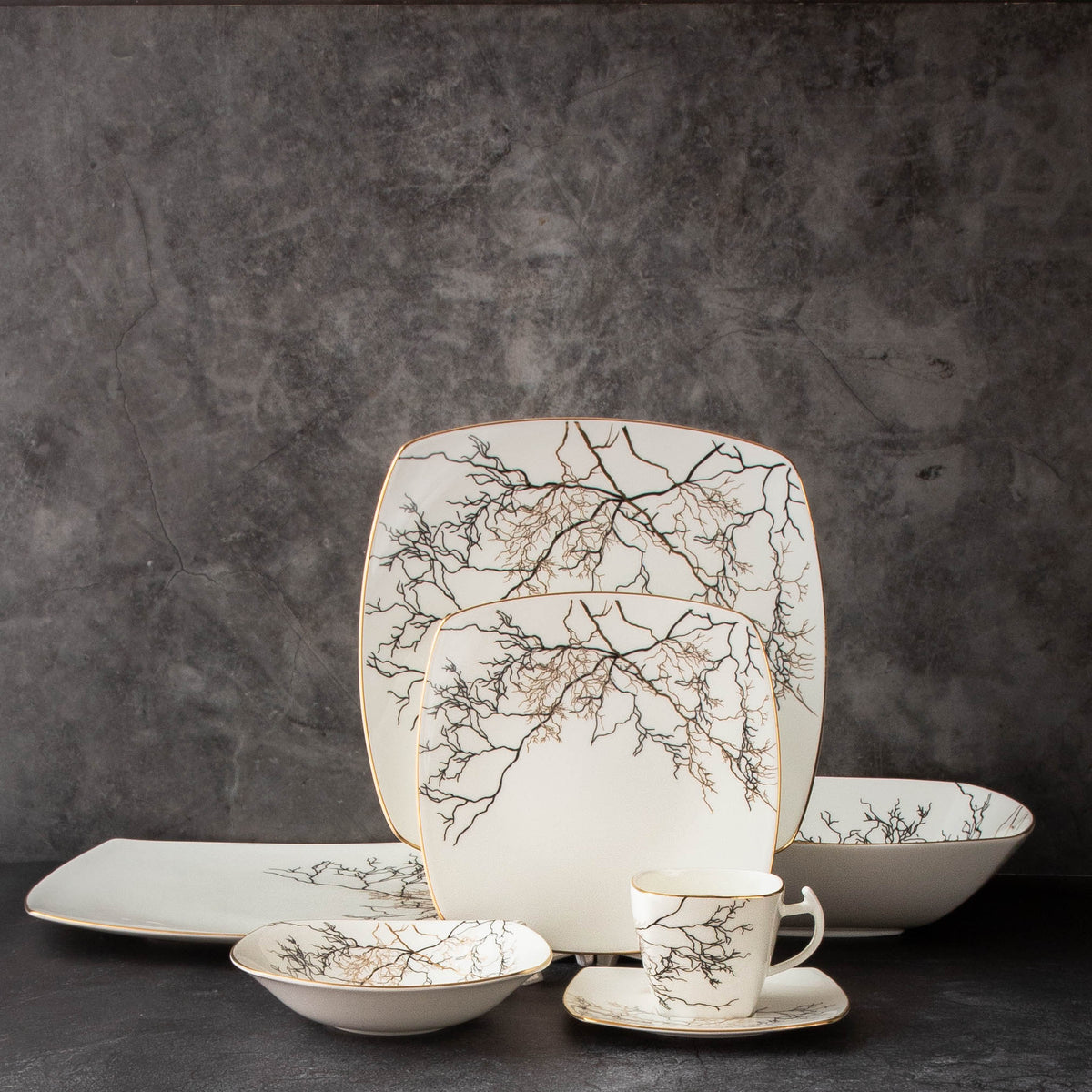 Delta Dinner Set