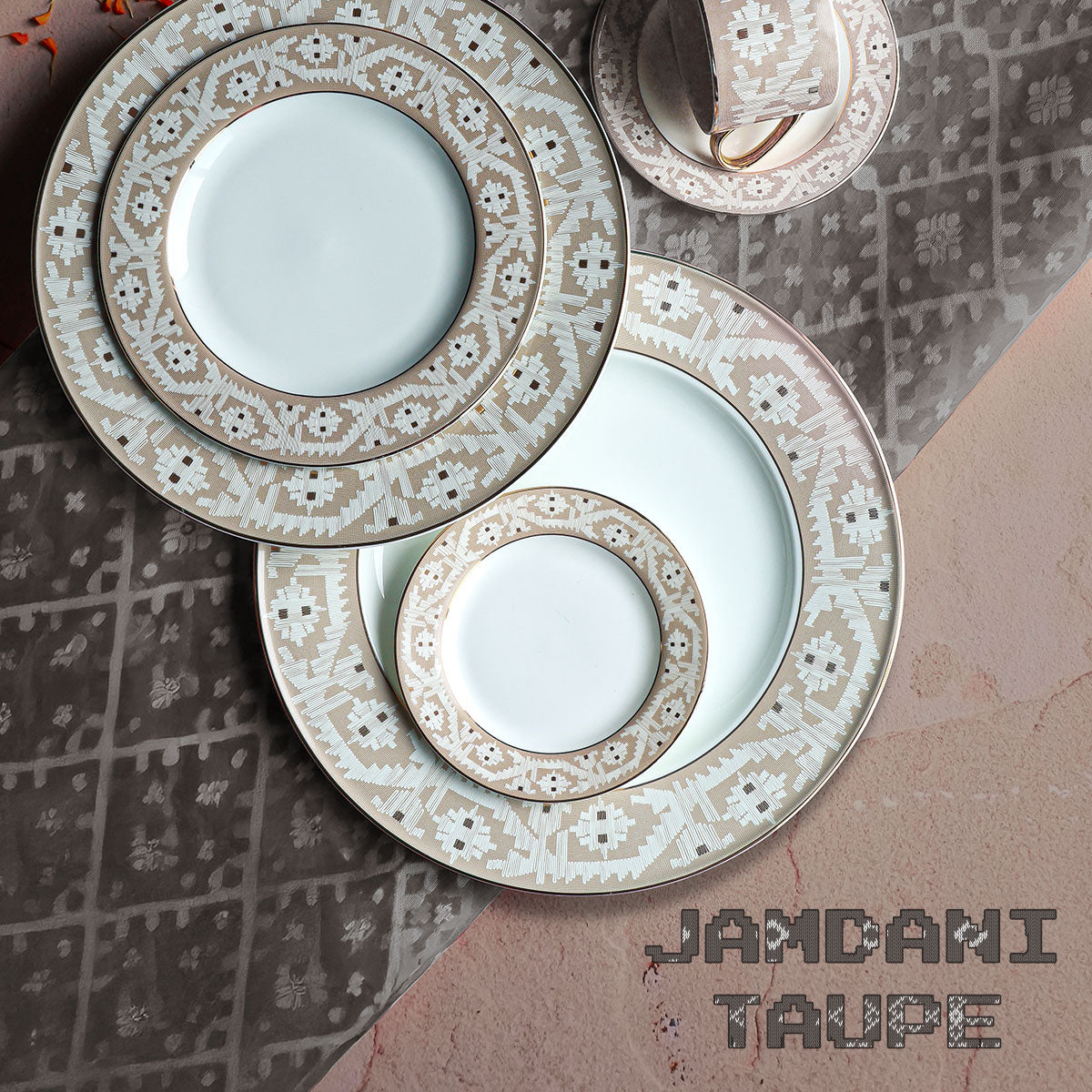 Jamdani Exclusive Dinner Set