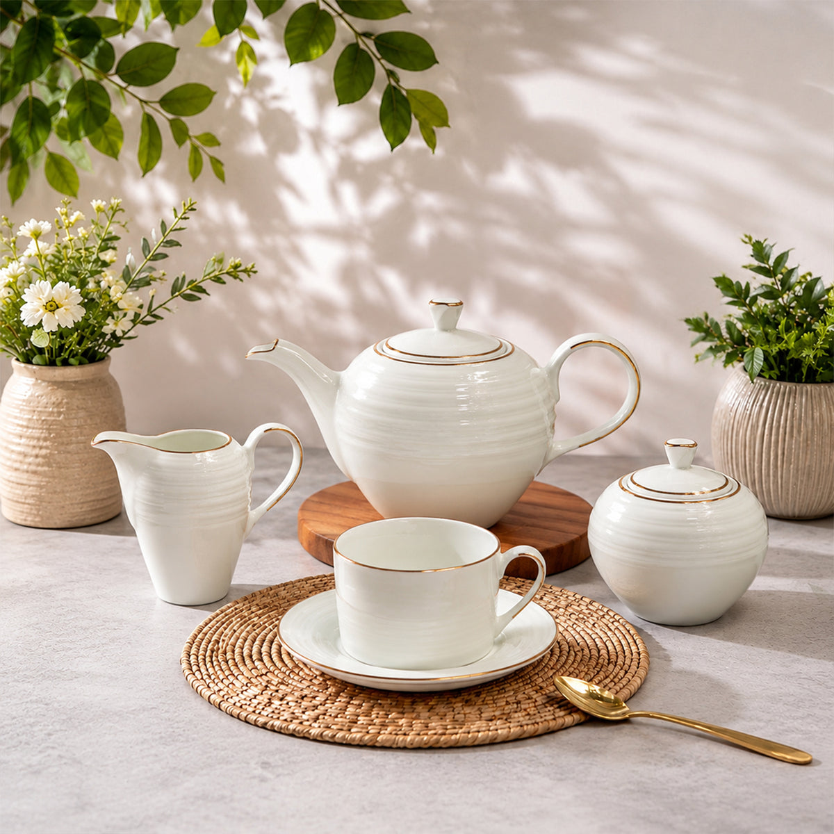 Linea Tea Set