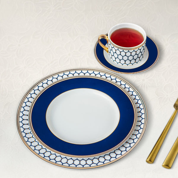 Renaissance Dinner Set