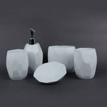 Shaped Bath Set