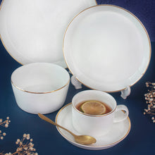 Taper Gold Dinner Set