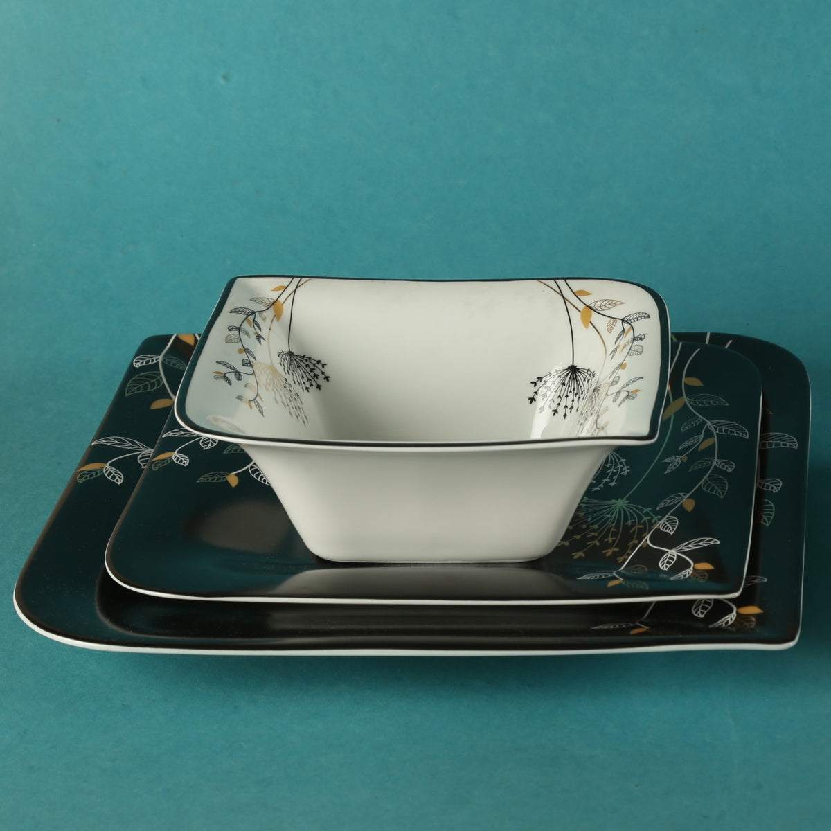 Stefy Black Porcelain Dinner Set