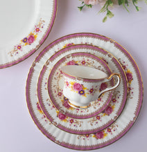Kensington Rose Dinner Set